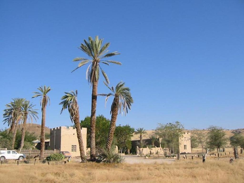 Fort Sesfontein Lodge & Safaris Exterior photo